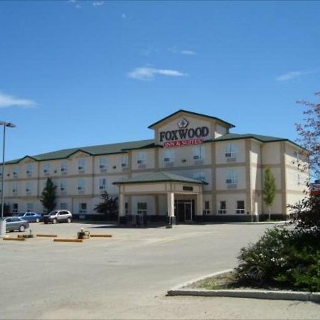 Foxwood Inn & Suites Drayton Valley エクステリア 写真